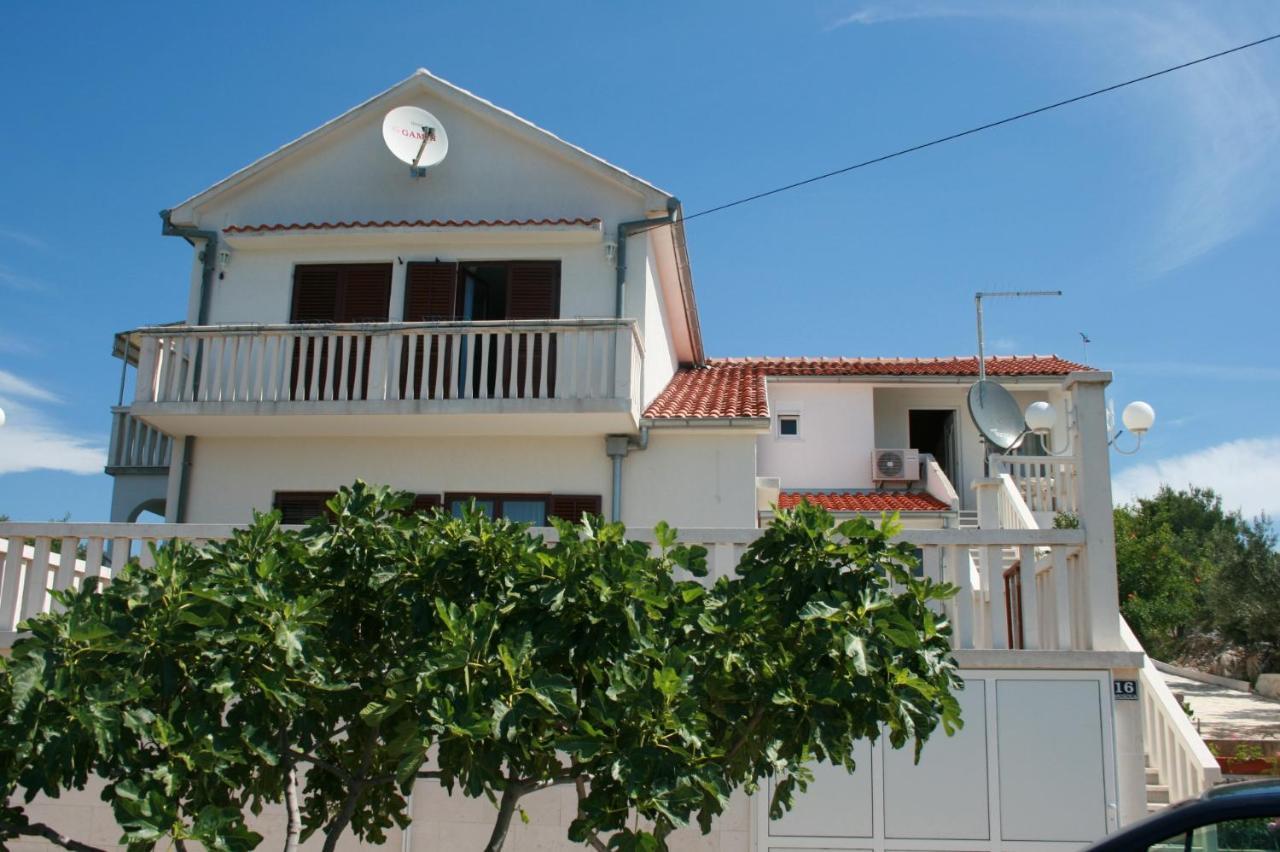 Apartments With A Parking Space Jezera, Murter - 5079 Esterno foto