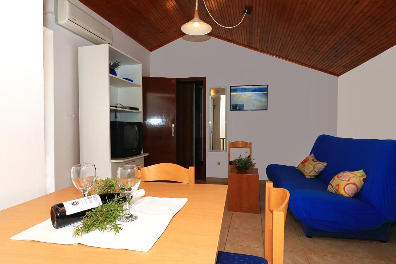 Apartments With A Parking Space Jezera, Murter - 5079 Esterno foto